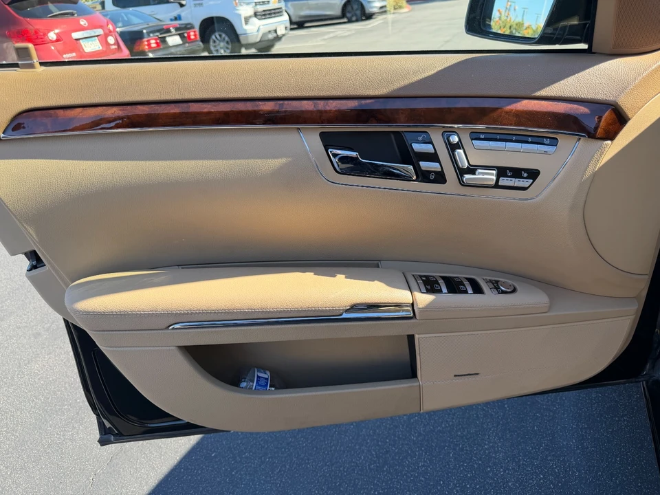 2010 Mercedes-Benz W221 S-Class - Image 12 of 17