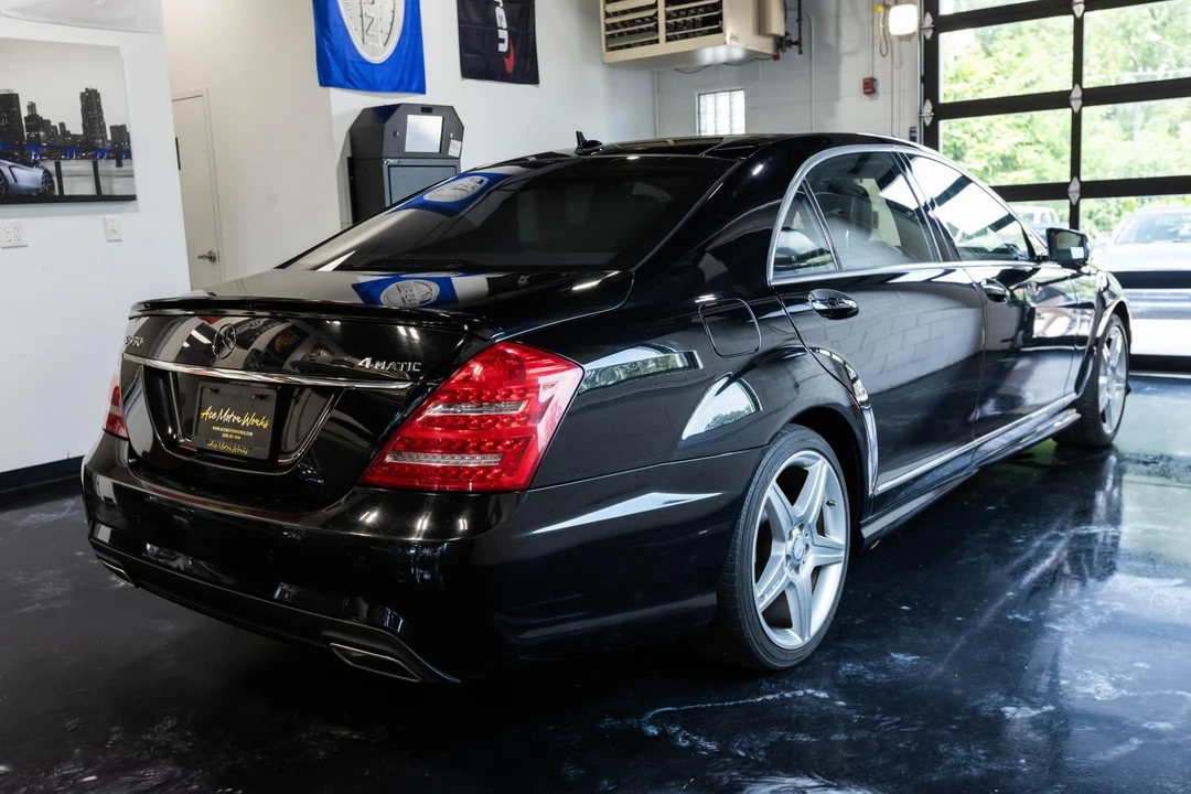 2010 Mercedes-Benz W221 S-Class - Image 15 of 21