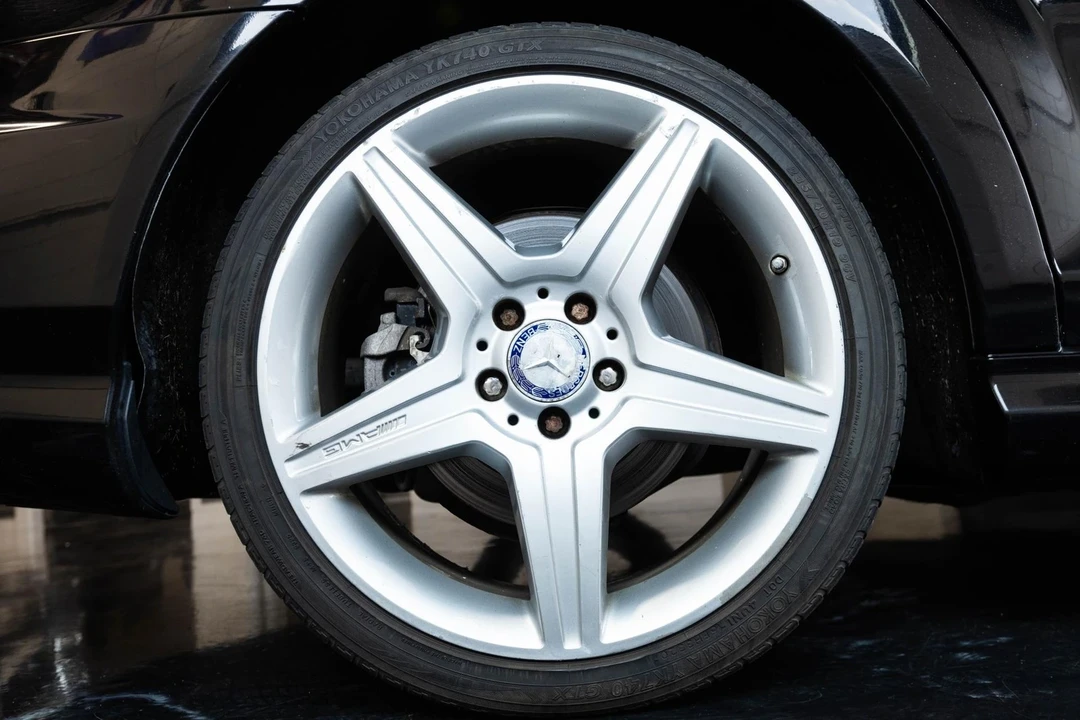 2010 Mercedes-Benz W221 S-Class - Image 18 of 21
