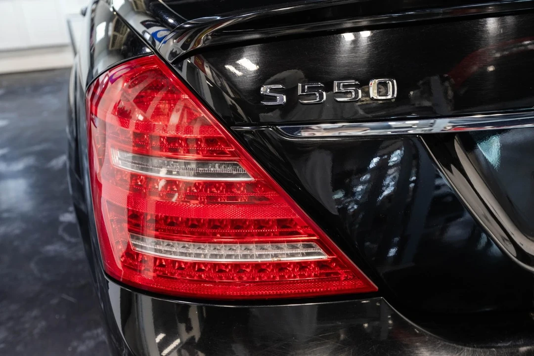 2010 Mercedes-Benz W221 S-Class - Image 13 of 21