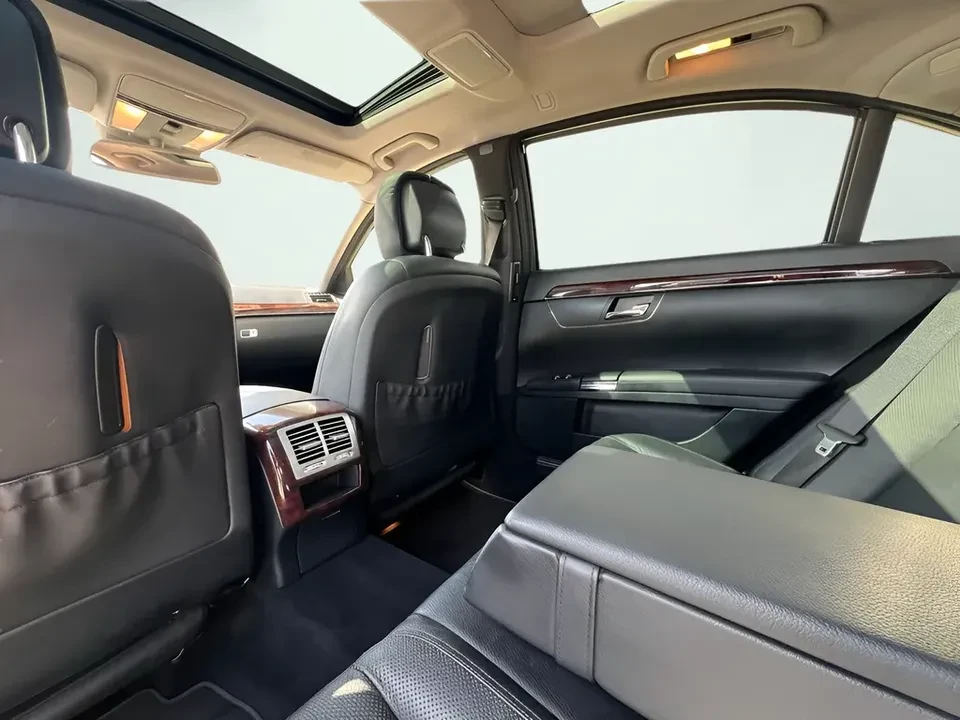 2010 Mercedes-Benz W221 S-Class - Image 19 of 20