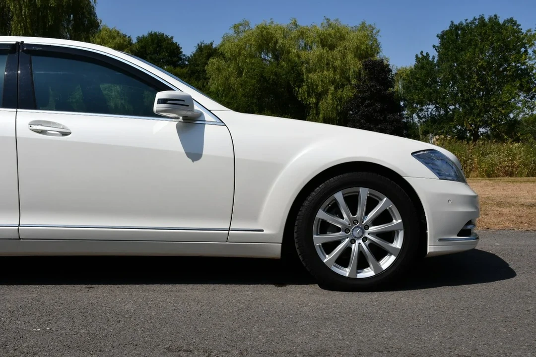2010 Mercedes-Benz W221 S-Class - Image 16 of 30