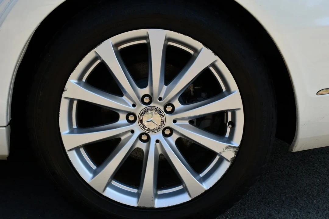 2010 Mercedes-Benz W221 S-Class - Image 7 of 30