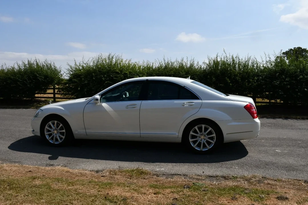 2010 Mercedes-Benz W221 S-Class - Image 28 of 30