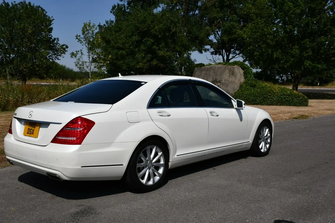 2010 Mercedes-Benz W221 S-Class - Image 25 of 30