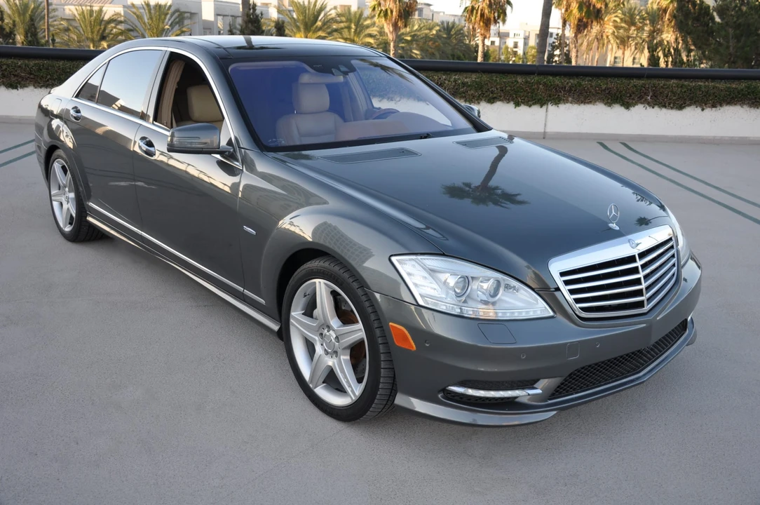 2010 Mercedes-Benz W221 S-Class - Image 8 of 31