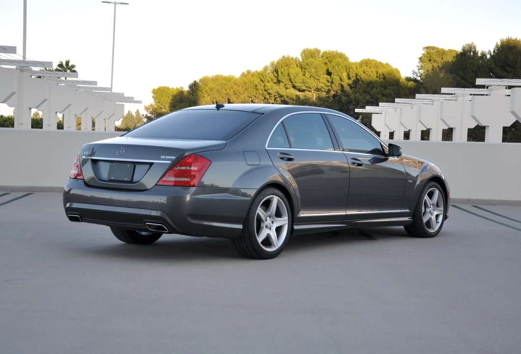 2010 Mercedes-Benz W221 S-Class - Image 10 of 31