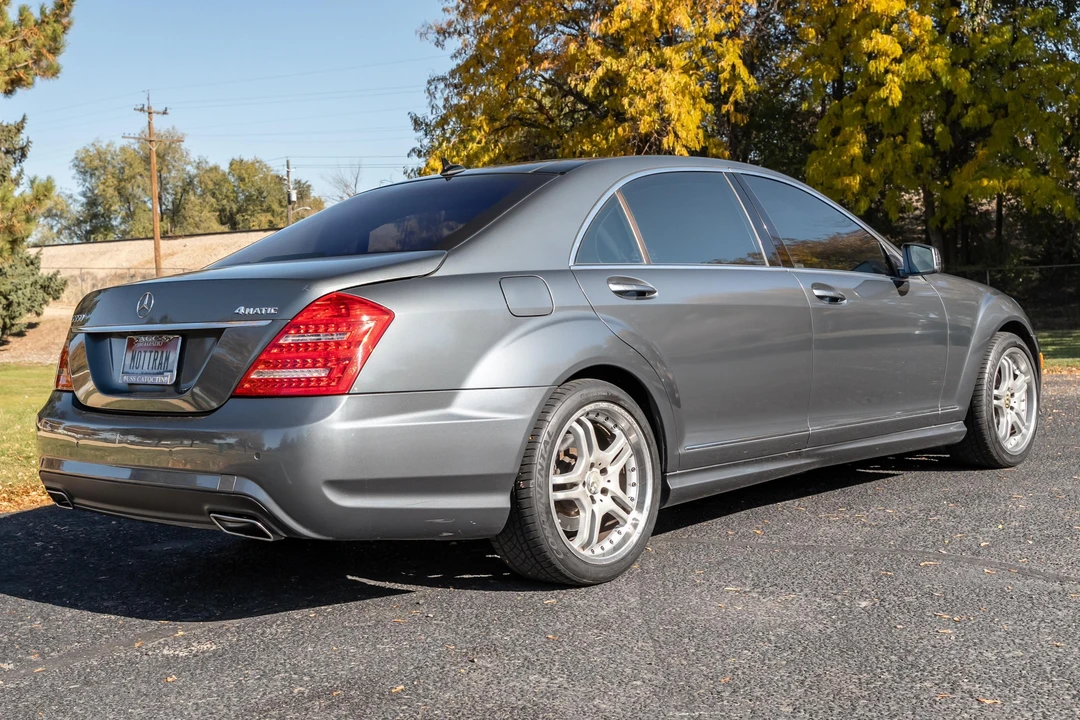 2010 Mercedes-Benz W221 S-Class - Image 4 of 31