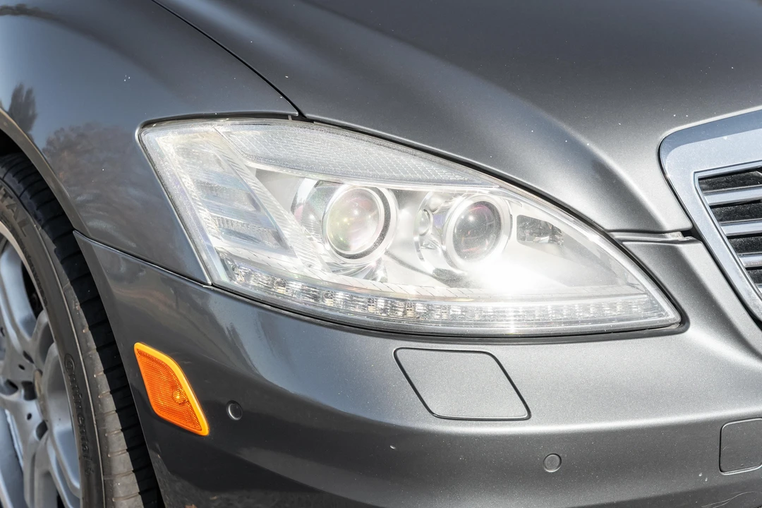 2010 Mercedes-Benz W221 S-Class - Image 11 of 31
