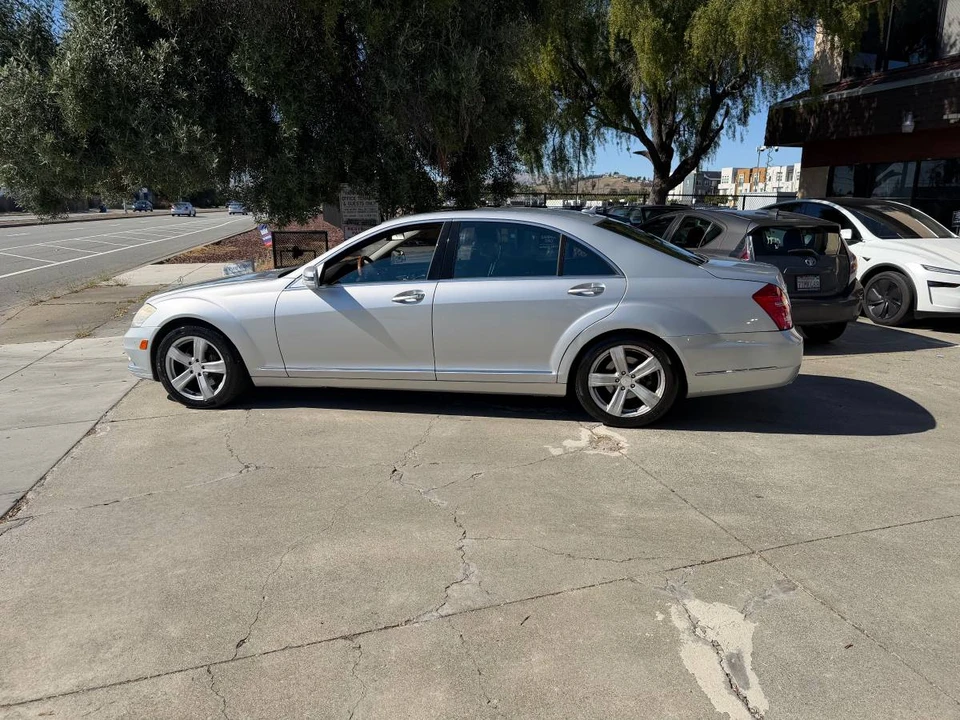 2010 Mercedes-Benz W221 S-Class - Image 8 of 10