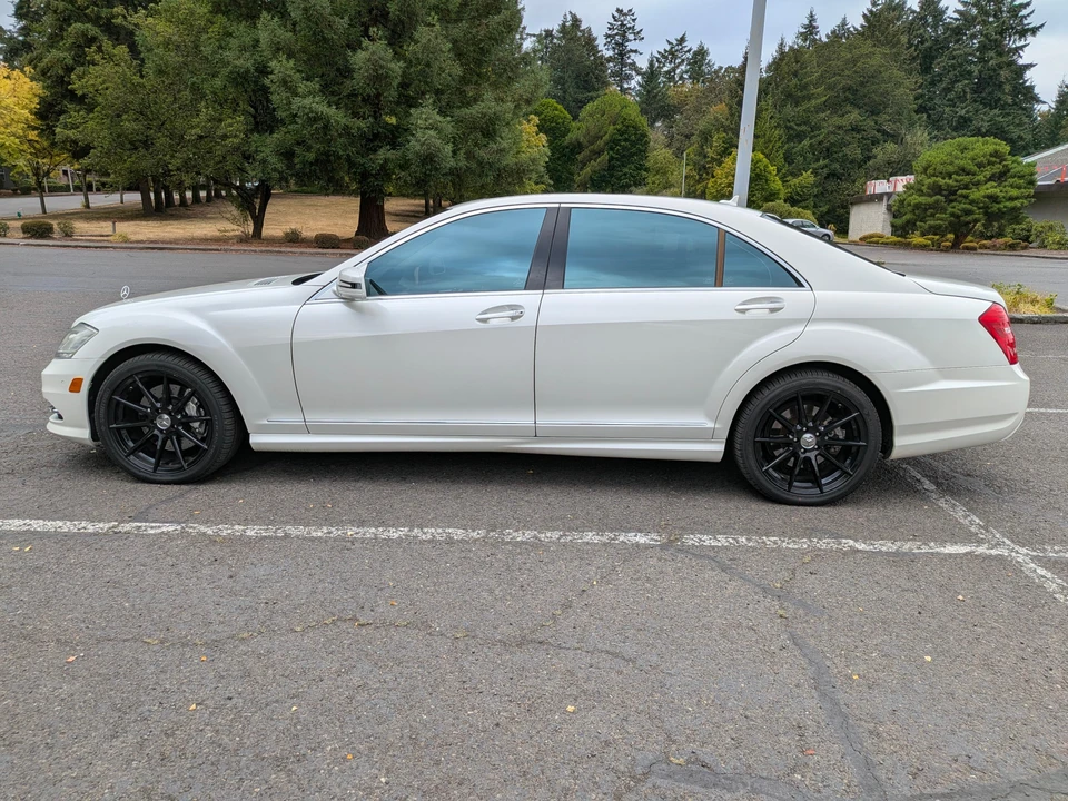 2010 Mercedes-Benz W221 S-Class - Image 7 of 31