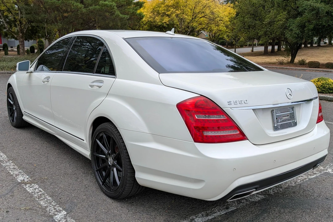 2010 Mercedes-Benz W221 S-Class - Image 4 of 31