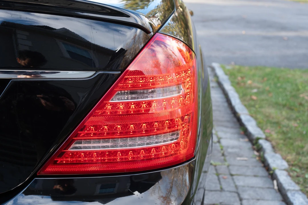 2010 Mercedes-Benz W221 S-Class - Image 30 of 31