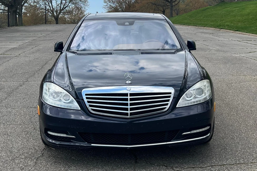2010 Mercedes-Benz W221 S-Class - Image 2 of 31