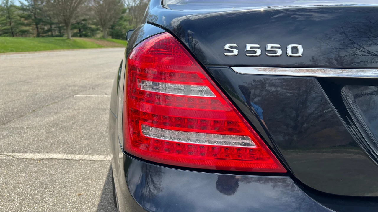 2010 Mercedes-Benz W221 S-Class - Image 31 of 31