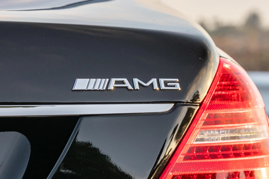 2010 Mercedes-Benz W221 S 63 & S 65 AMG - Image 22 of 31