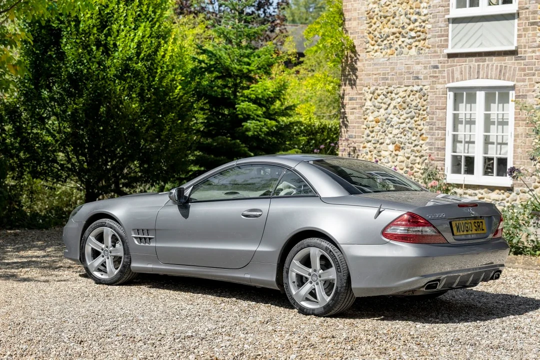 2010 Mercedes-Benz R230 SL-Class - Image 25 of 30