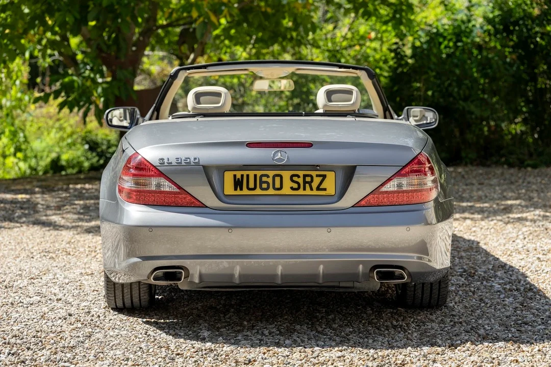 2010 Mercedes-Benz R230 SL-Class - Image 12 of 30