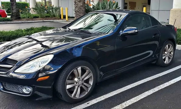 2010 Mercedes-Benz SLK-Class SLK 230 Roadster 2D