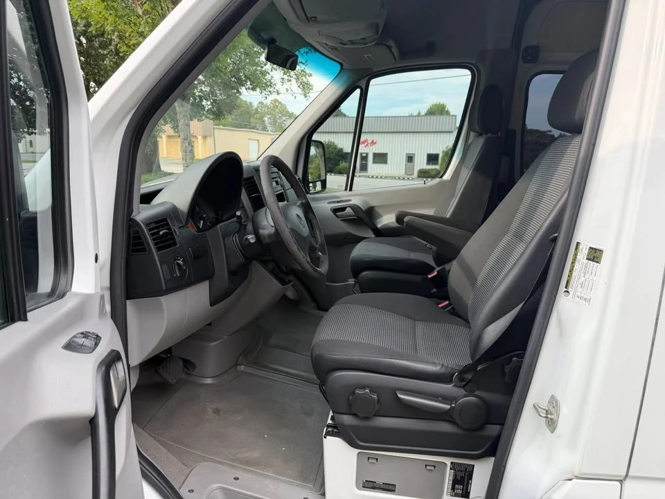 2010 Mercedes-Benz NCV3 Sprinter - Image 9 of 17