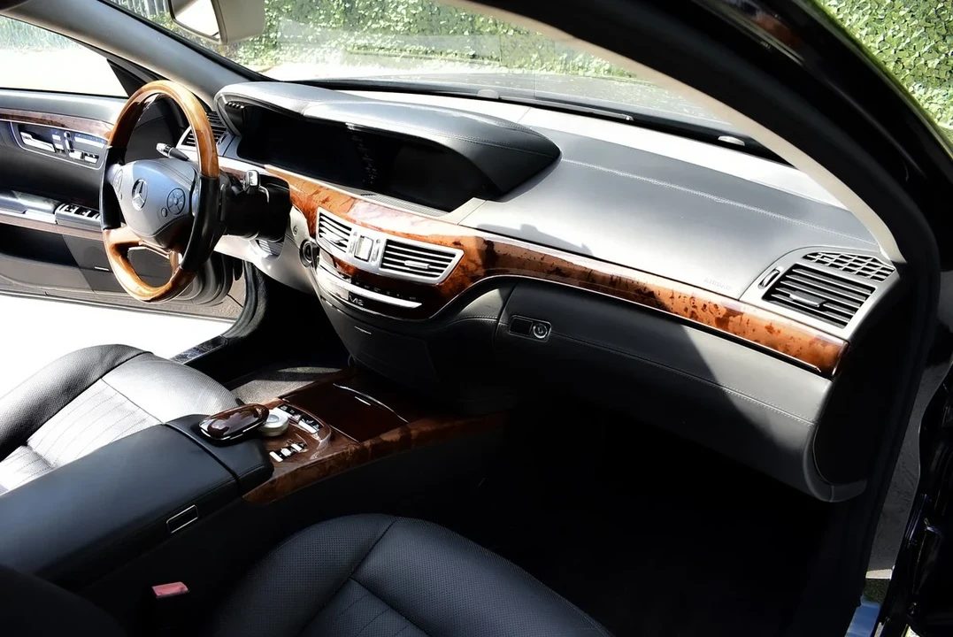 2010 Mercedes-Benz W221 S-Class - Image 28 of 31