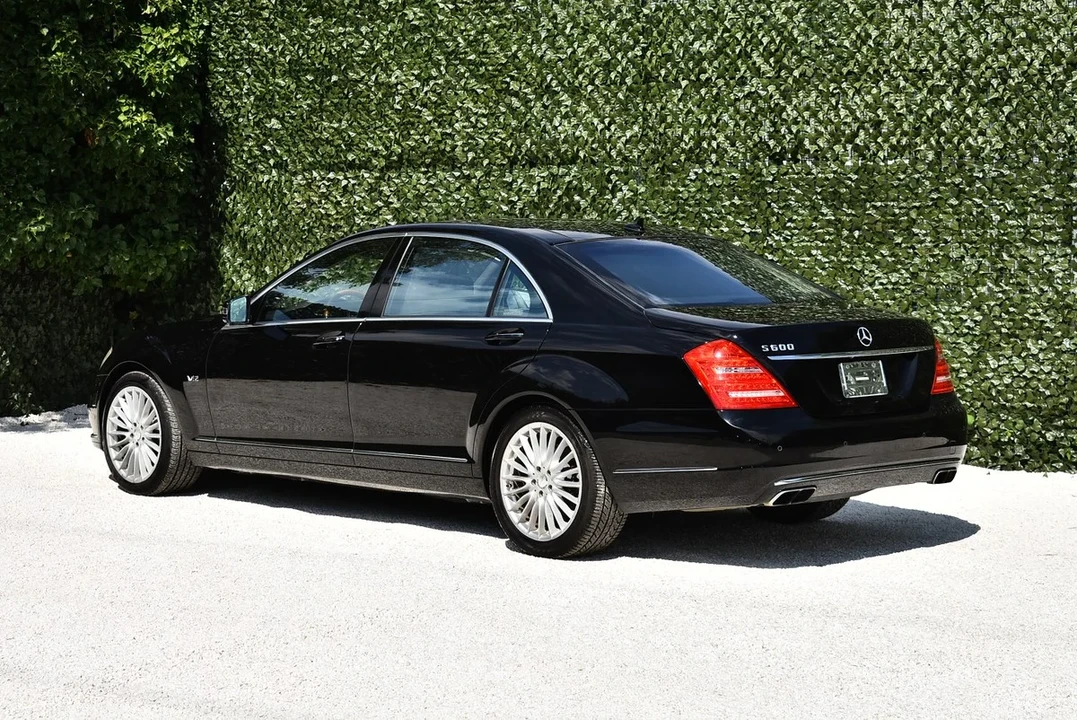 2010 Mercedes-Benz W221 S-Class - Image 11 of 31