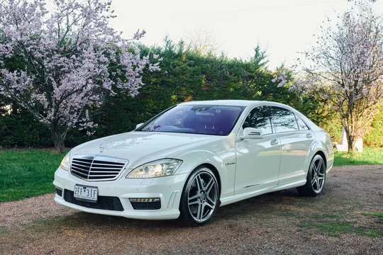 2010 Mercedes-Benz S63 AMG 2LOOK-EDITION