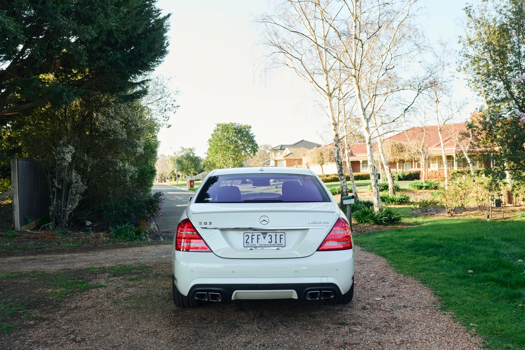 2010 Mercedes-Benz W221 S 63 & S 65 AMG - Image 6 of 31