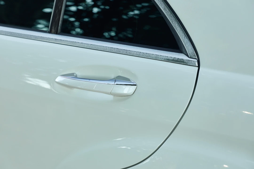 2010 Mercedes-Benz W221 S 63 & S 65 AMG - Image 15 of 31