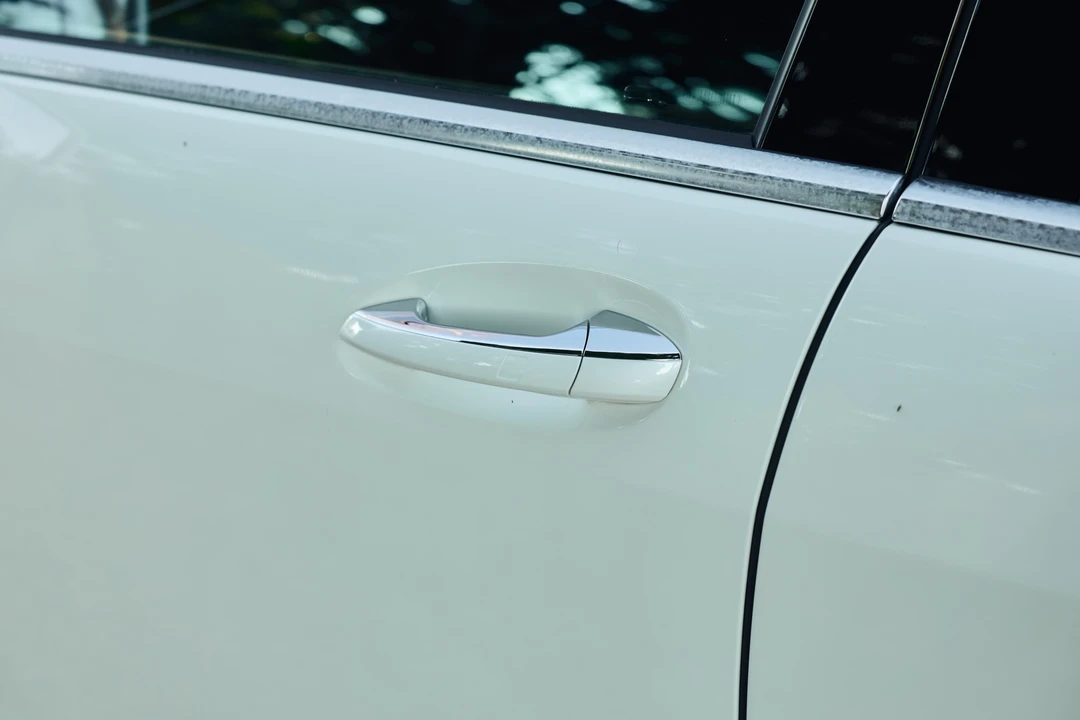 2010 Mercedes-Benz W221 S 63 & S 65 AMG - Image 16 of 31