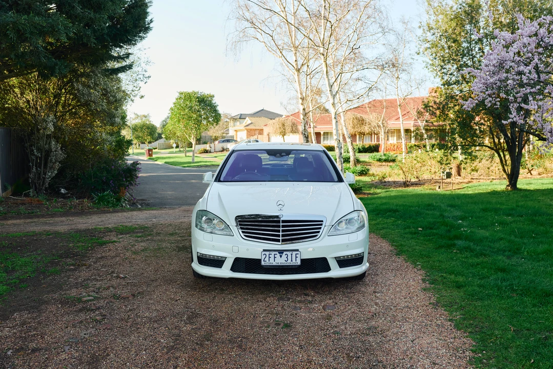 2010 Mercedes-Benz W221 S 63 & S 65 AMG - Image 10 of 31