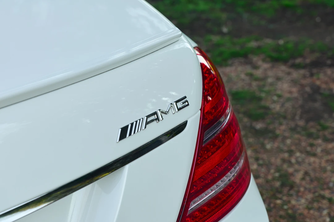 2010 Mercedes-Benz W221 S 63 & S 65 AMG - Image 25 of 31