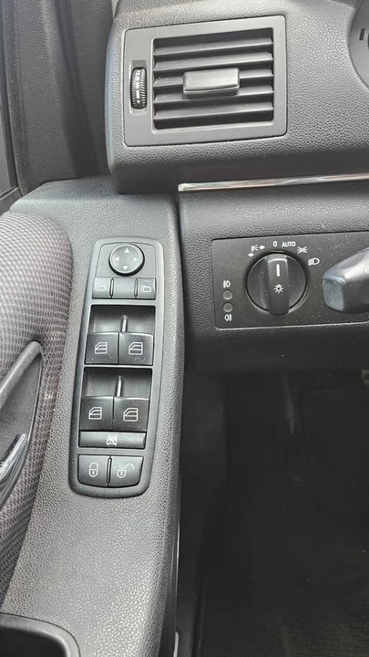 2010 Mercedes-Benz W245 B-Class - Image 9 of 14