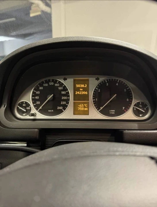2010 Mercedes-Benz W245 B-Class - Image 12 of 14