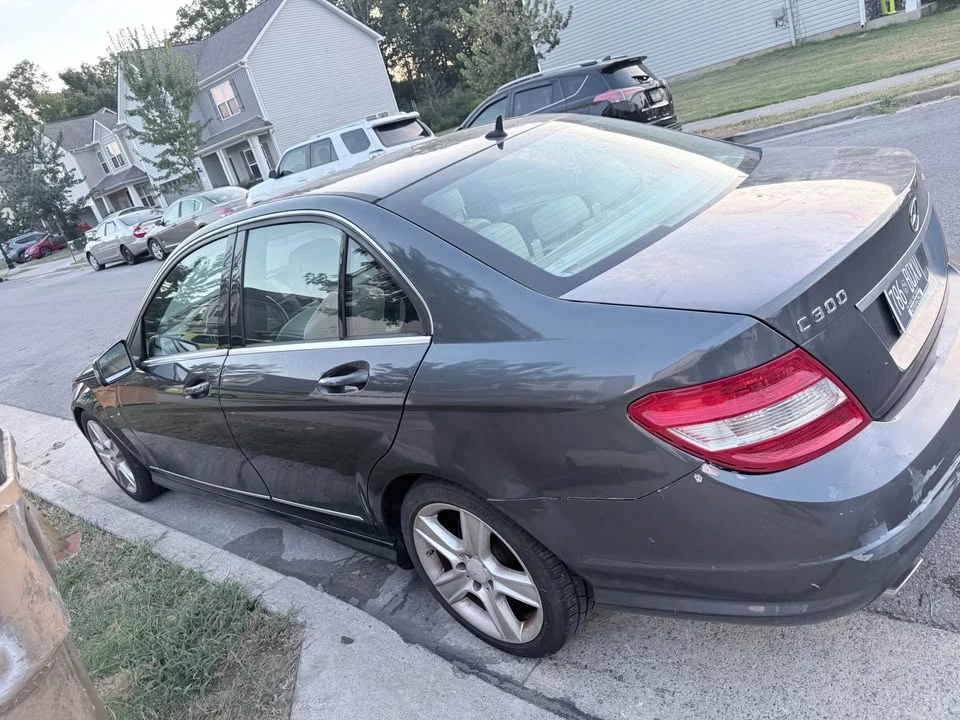 2010 Mercedes-Benz W204 C-Class - Image 3 of 13