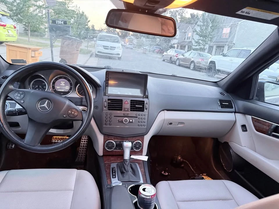 2010 Mercedes-Benz W204 C-Class - Image 9 of 13