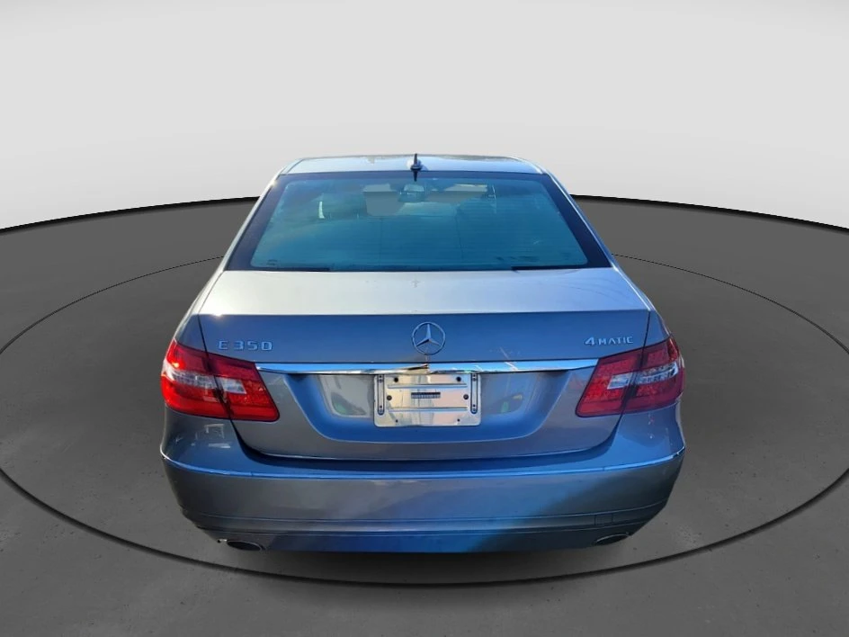 2010 Mercedes-Benz W212 E-Class - Image 5 of 9