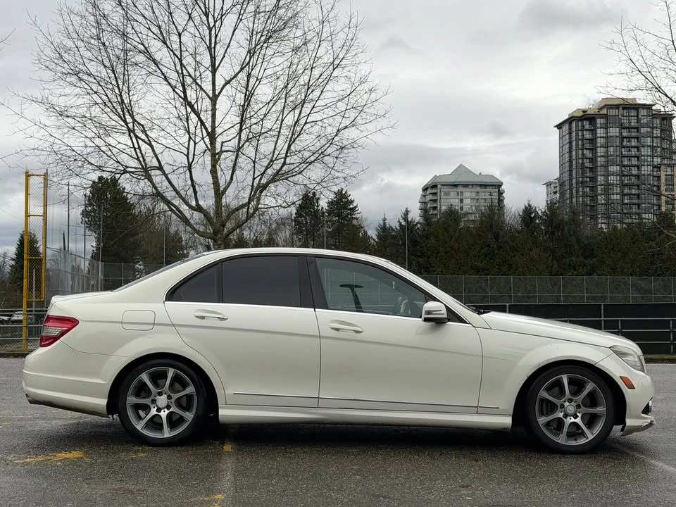 2010 Mercedes-Benz W204 C-Class - Image 4 of 17