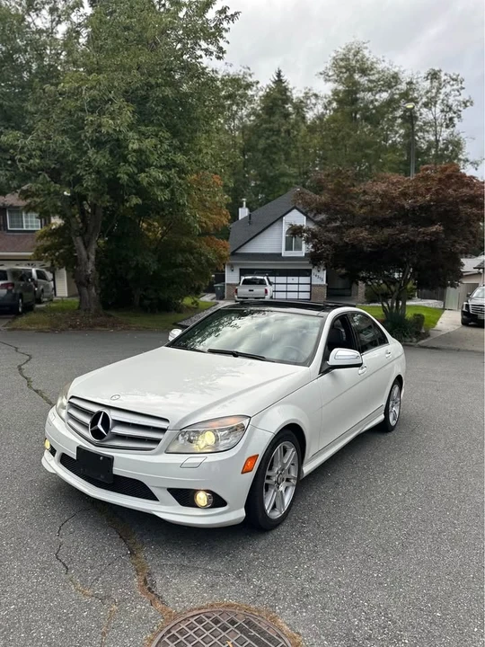 2010 Mercedes-Benz W204 C-Class - Image 2 of 10