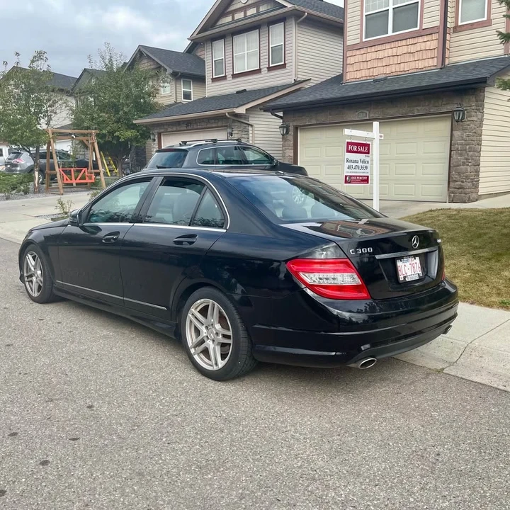 2010 Mercedes-Benz W204 C-Class - Image 4 of 14
