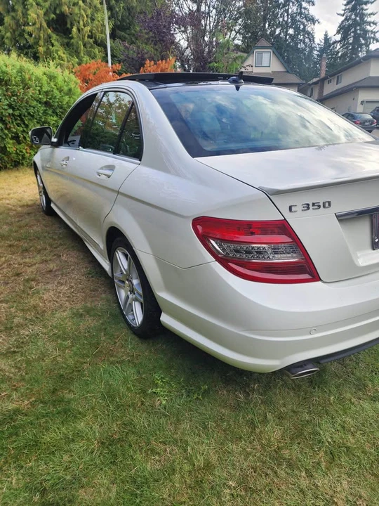 2010 Mercedes-Benz W204 C-Class - Image 3 of 19