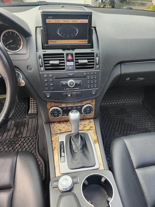 2010 Mercedes-Benz W204 C-Class - Image 8 of 19