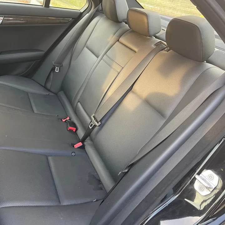 2010 Mercedes-Benz W204 C-Class - Image 8 of 14