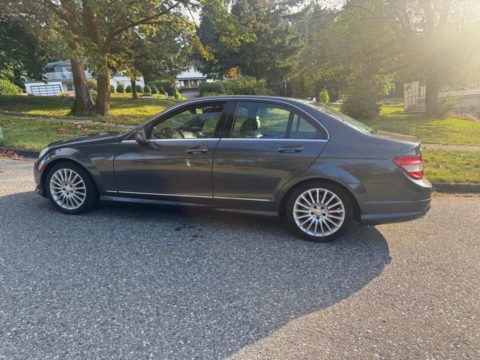 2010 Mercedes-Benz W204 C-Class - Image 3 of 4