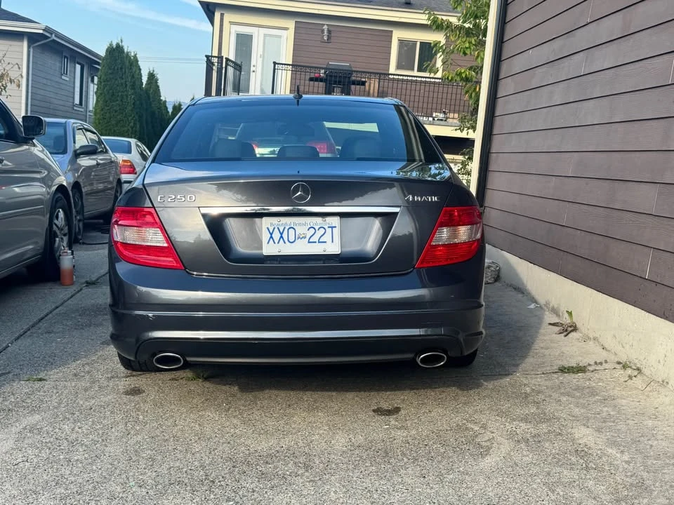 2010 Mercedes-Benz W204 C-Class - Image 2 of 4