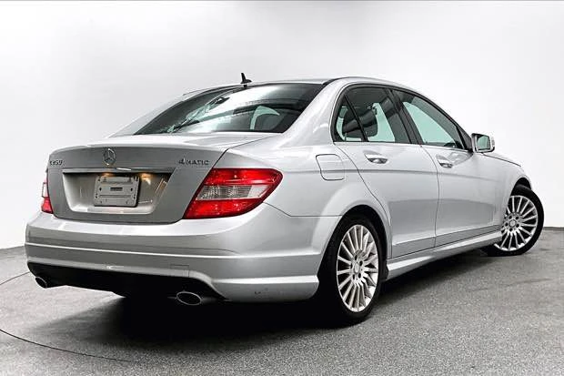 2010 Mercedes-Benz W204 C-Class - Image 5 of 19