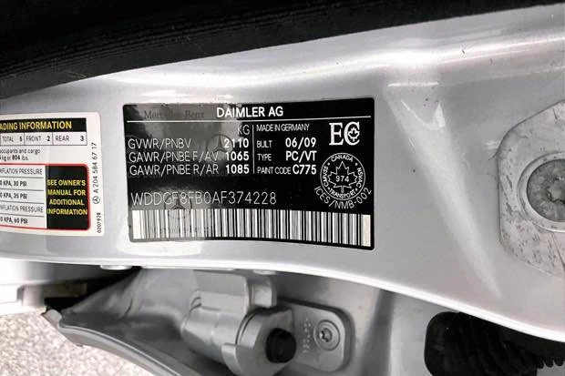 2010 Mercedes-Benz W204 C-Class - Image 17 of 19