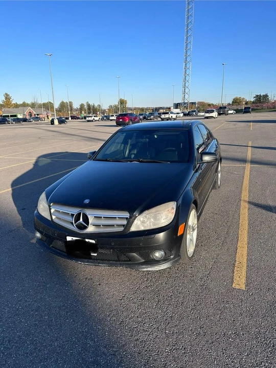 2010 Mercedes-Benz W204 C-Class - Image 2 of 8