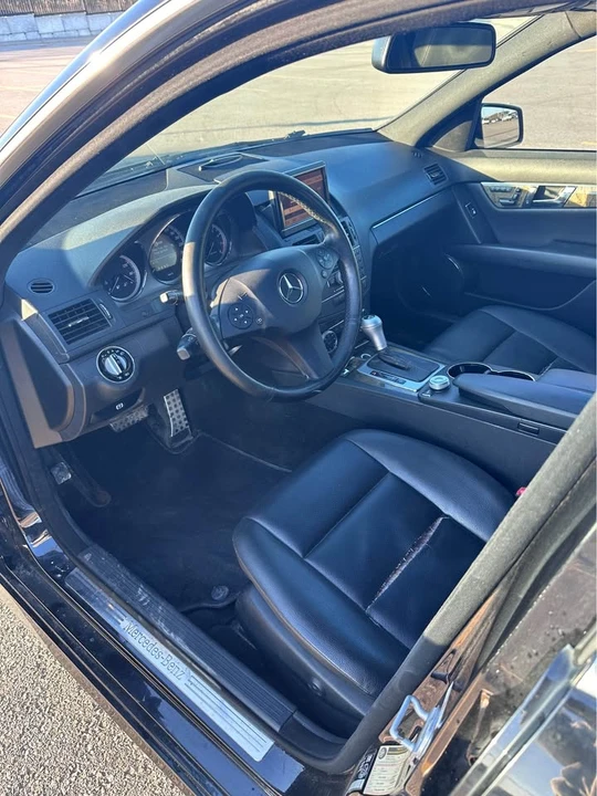 2010 Mercedes-Benz W204 C-Class - Image 7 of 8