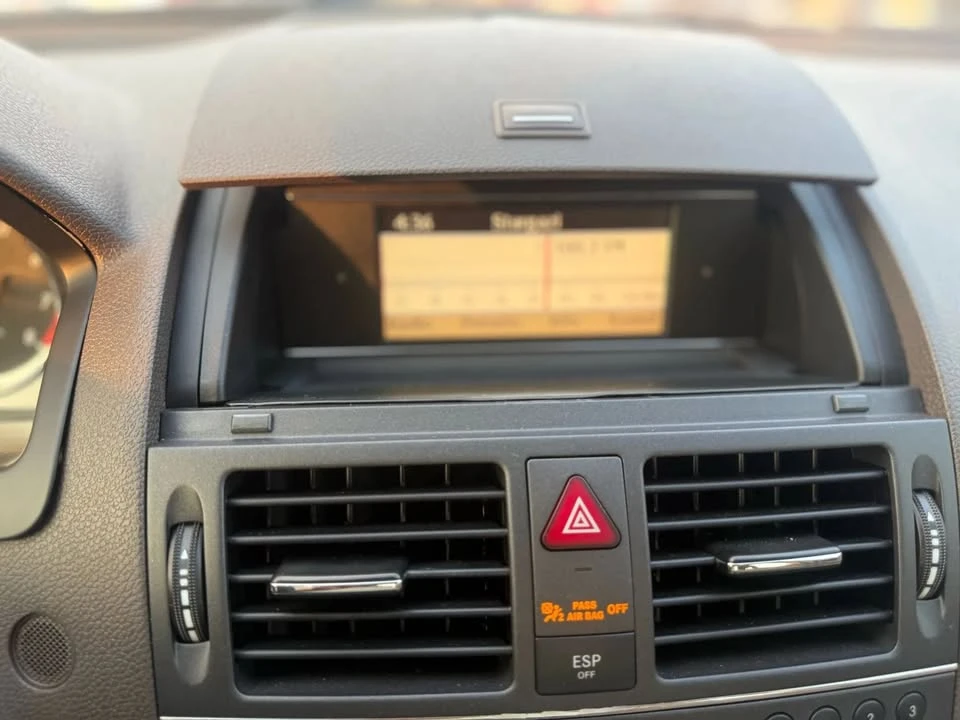 2010 Mercedes-Benz W204 C-Class - Image 17 of 17